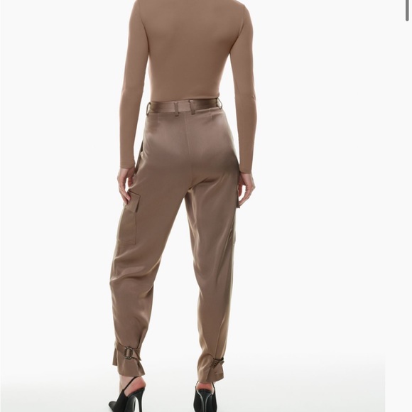 NWT Aritzia color deep taupe Refined Cargo Pant - Picture 5 of 7